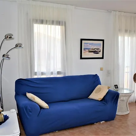 Apartment Villaservice - Sara